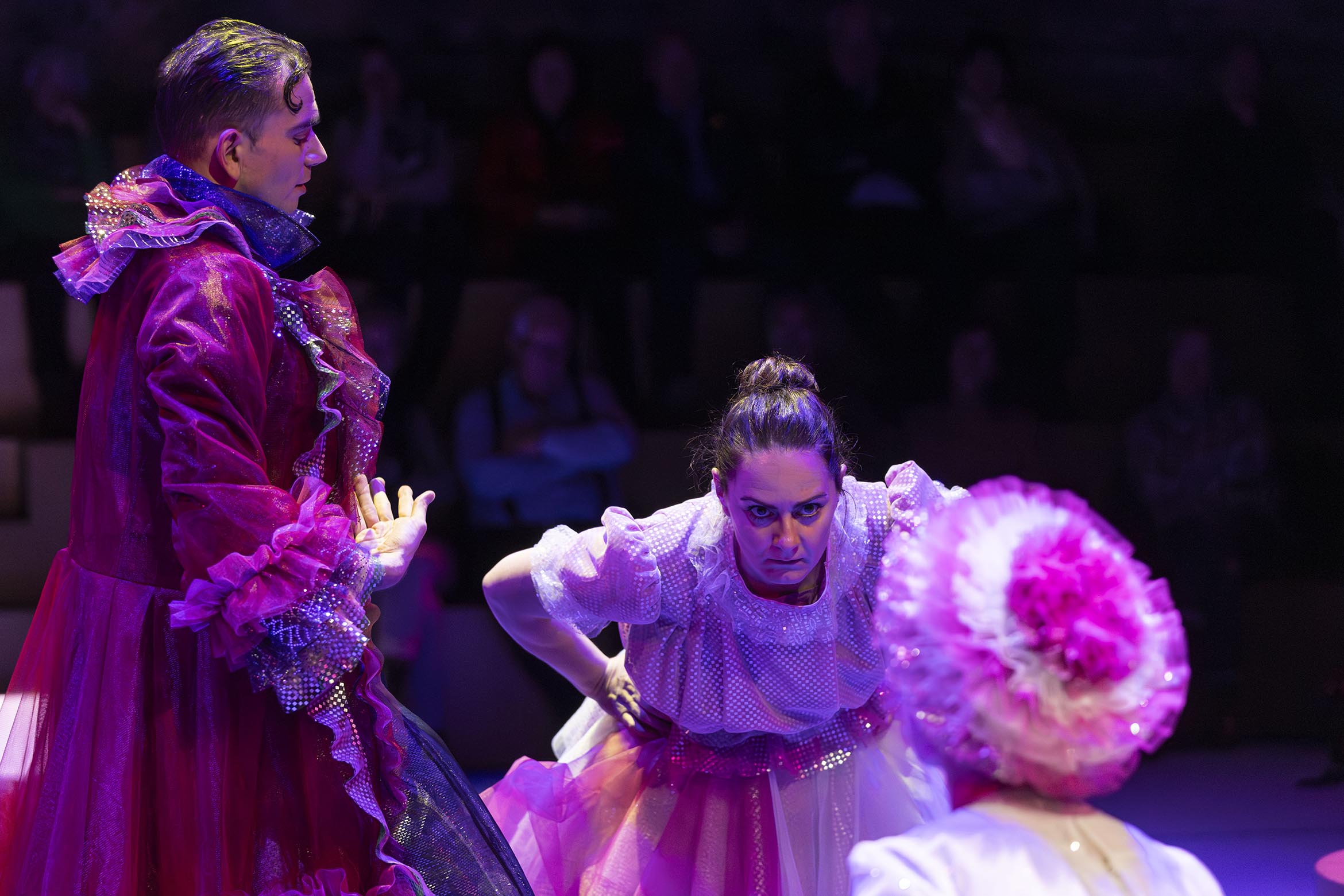 Origen: Premiere von Cinderello in der Clavadeira in Riom.